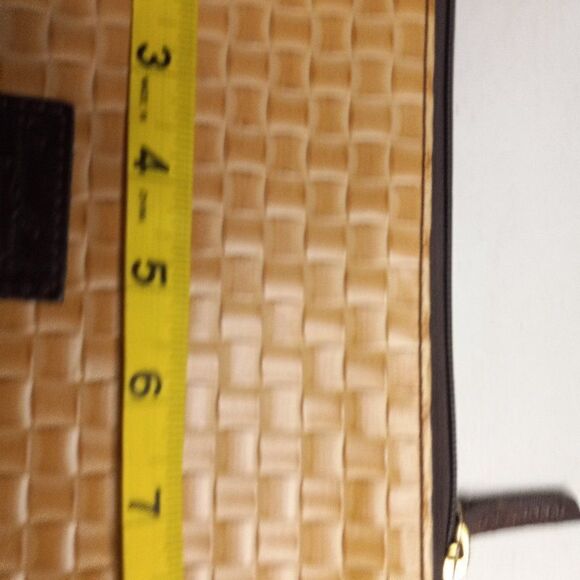 Dooney & Bourke Woven pattern Wristlet - Picture 3 of 7